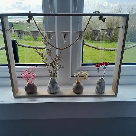 Inch View With Hot Tub & Sauna Burnfoot