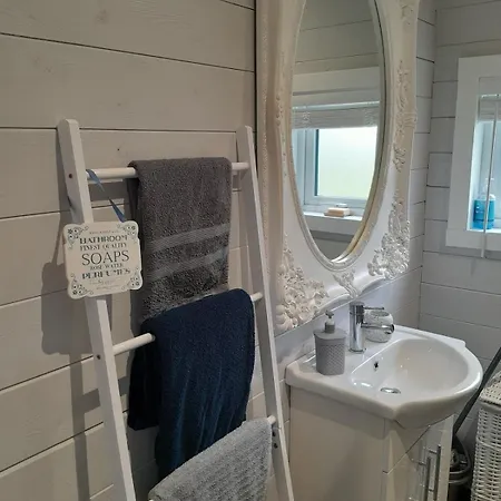 Inch View With Hot Tub & Sauna 木屋 Burnfoot