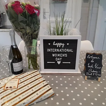 Inch View With Hot Tub & Sauna