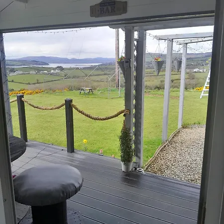 Inch View With Hot Tub & Sauna 木屋