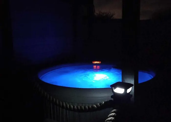 Inch View With Hot Tub & Sauna