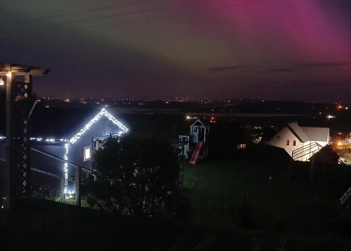 Inch View With Hot Tub & Sauna 샬레 *