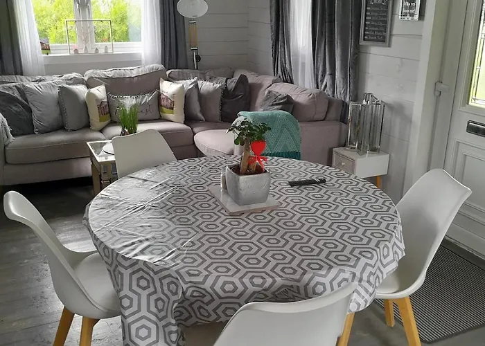 Inch View With Hot Tub & Sauna