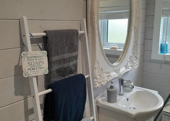 Inch View With Hot Tub & Sauna Chalet Burnfoot