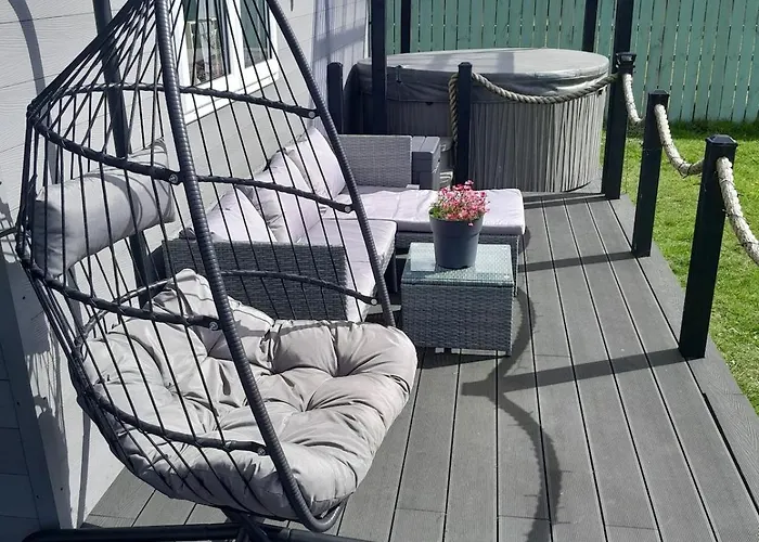 Inch View With Hot Tub & Sauna Chalet *